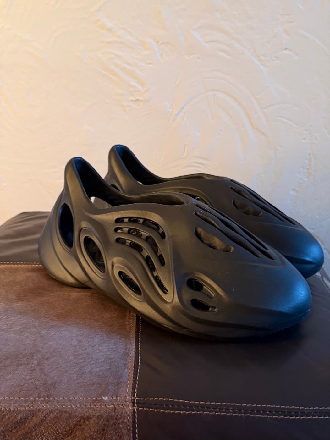 Yeezy Black Foam Sandals (FuFu)